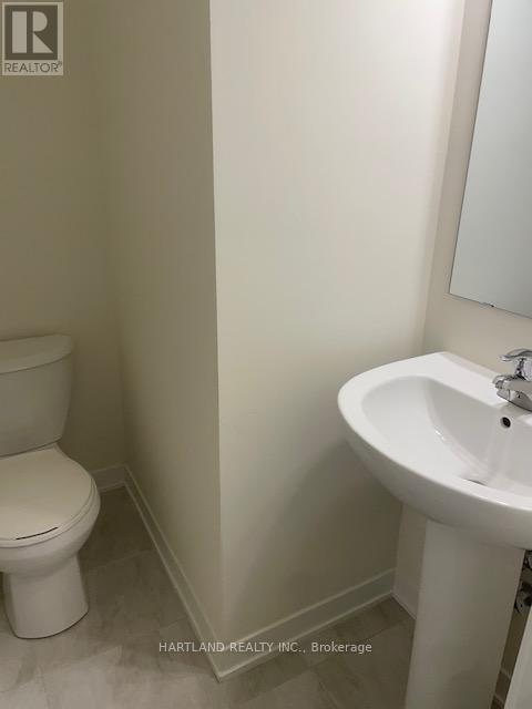 204 - 1695 Dersan Street, Pickering, ON - Indoor Photo Showing Bathroom