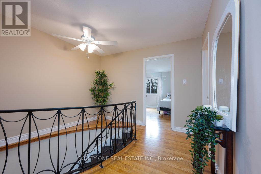 2557 Flannery Drive, Ottawa, ON - Indoor Photo Showing Other Room