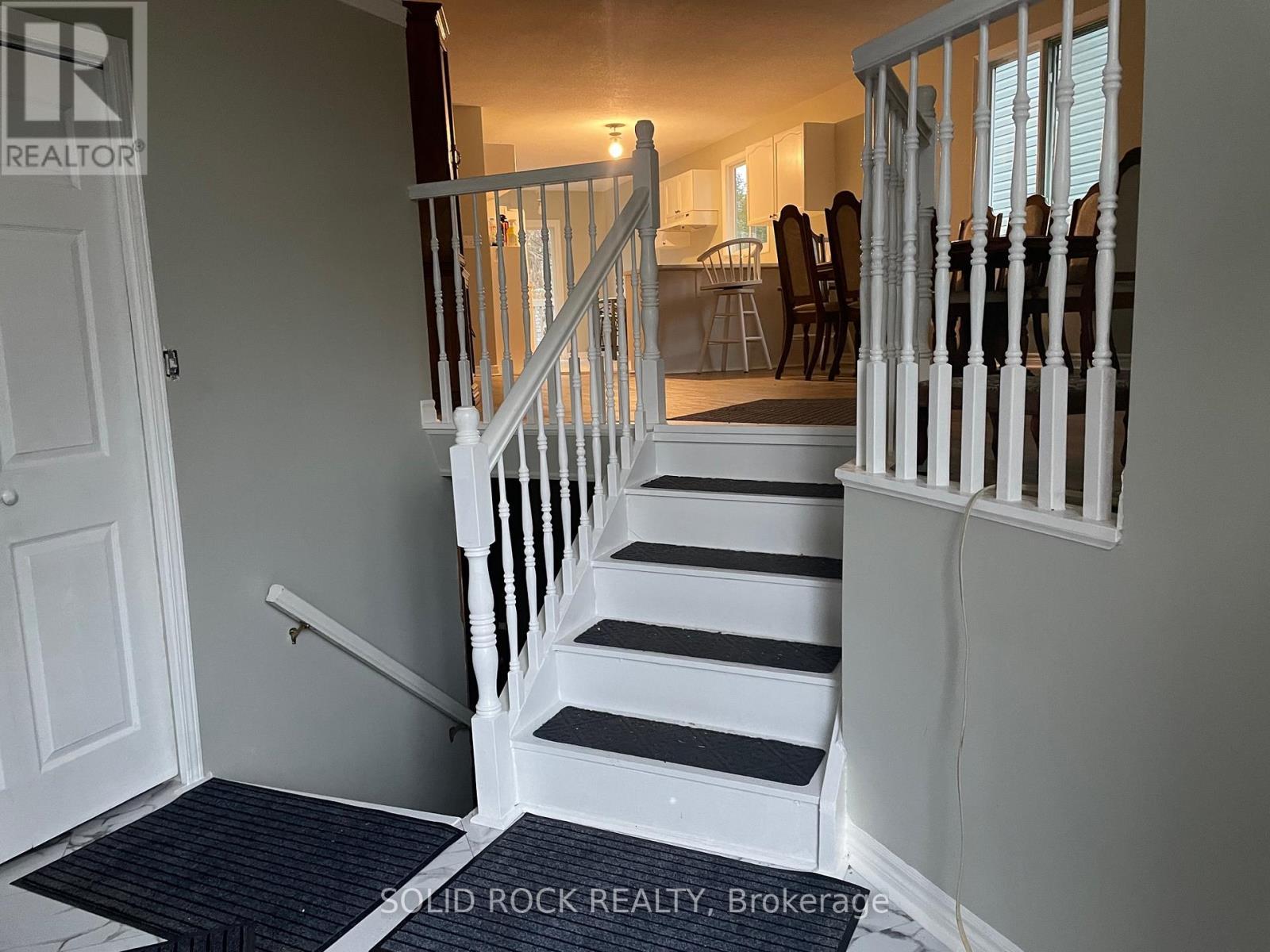 492 Boxwood Street S, Kingston (South Of Taylor-Kidd Blvd), ON - Indoor Photo Showing Other Room