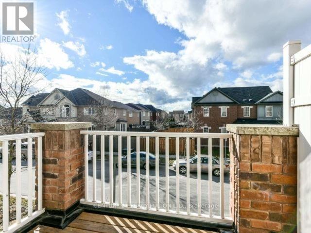 204 Magurn Gate, Milton, ON - Outdoor