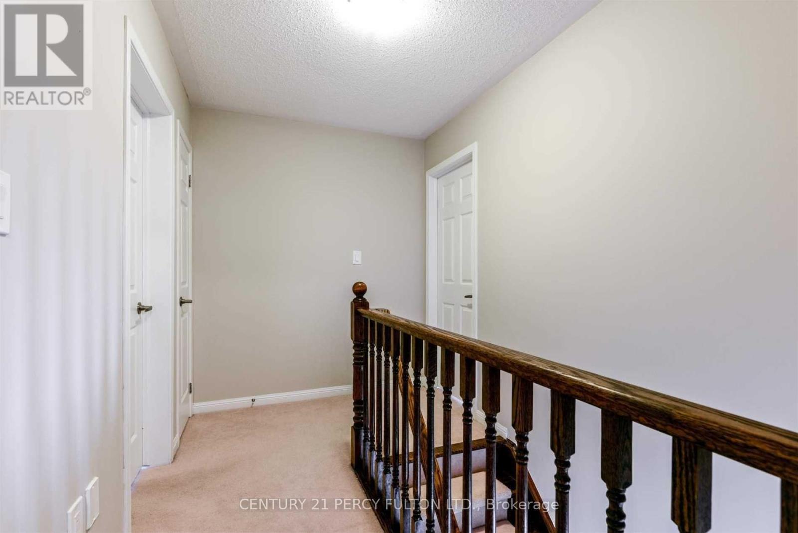 204 Magurn Gate, Milton, ON - Indoor Photo Showing Other Room