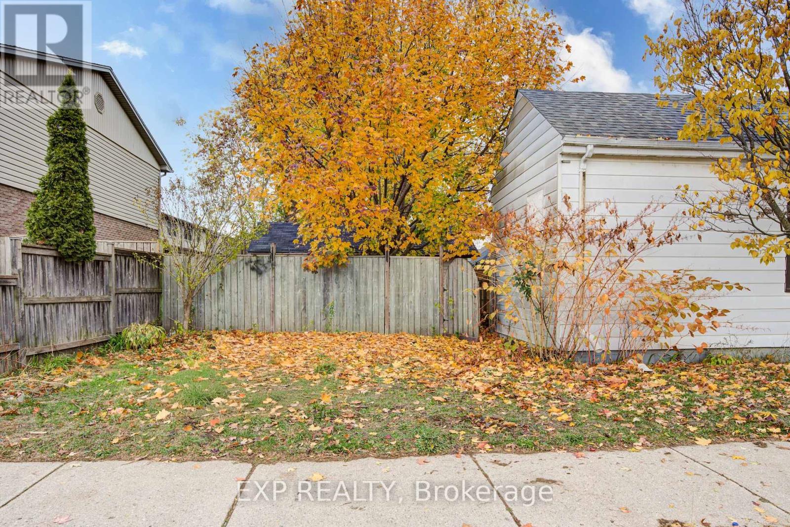 Parking - 1 Rathgar Street, London East (East L), ON - Outdoor