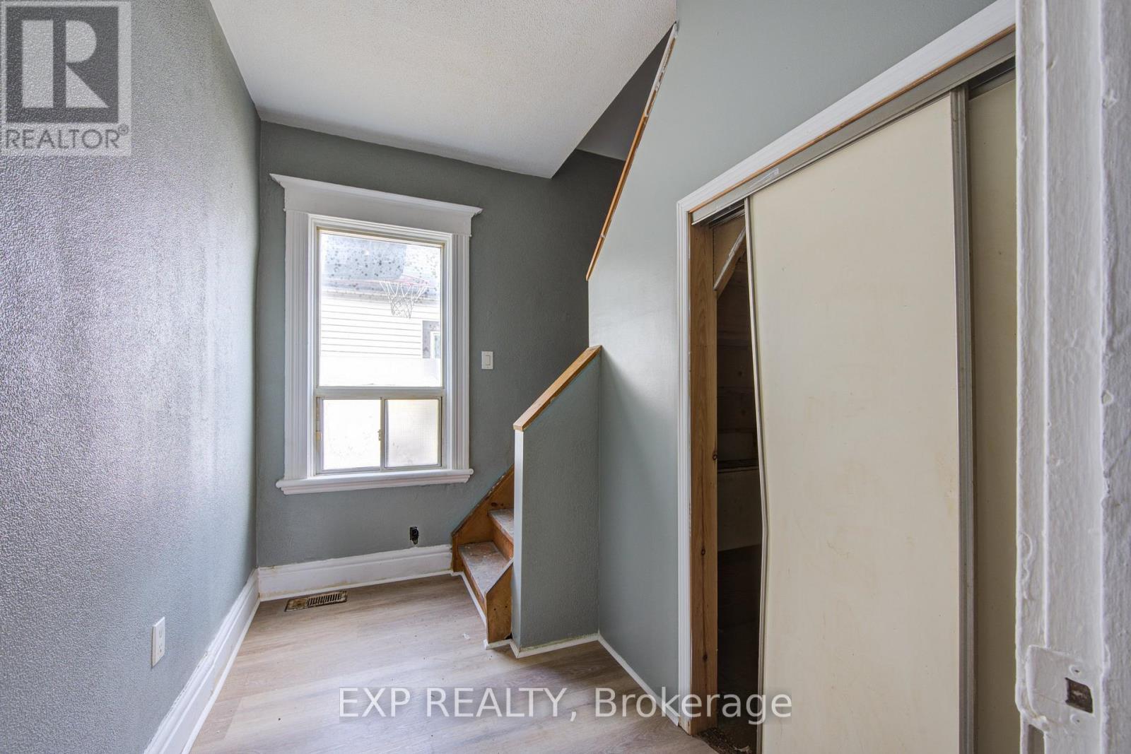 Unit 1B First Floor Foyer / Upstairs Access - 1 Rathgar Street, London East (East L), ON - Indoor Photo Showing Other Room