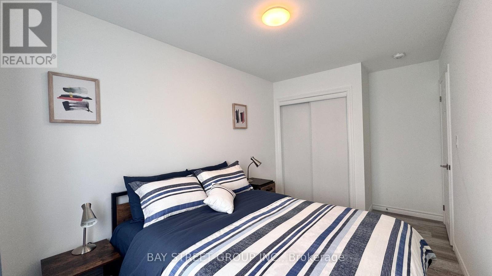 5921 Bentley Common, Niagara Falls, ON - Indoor Photo Showing Bedroom