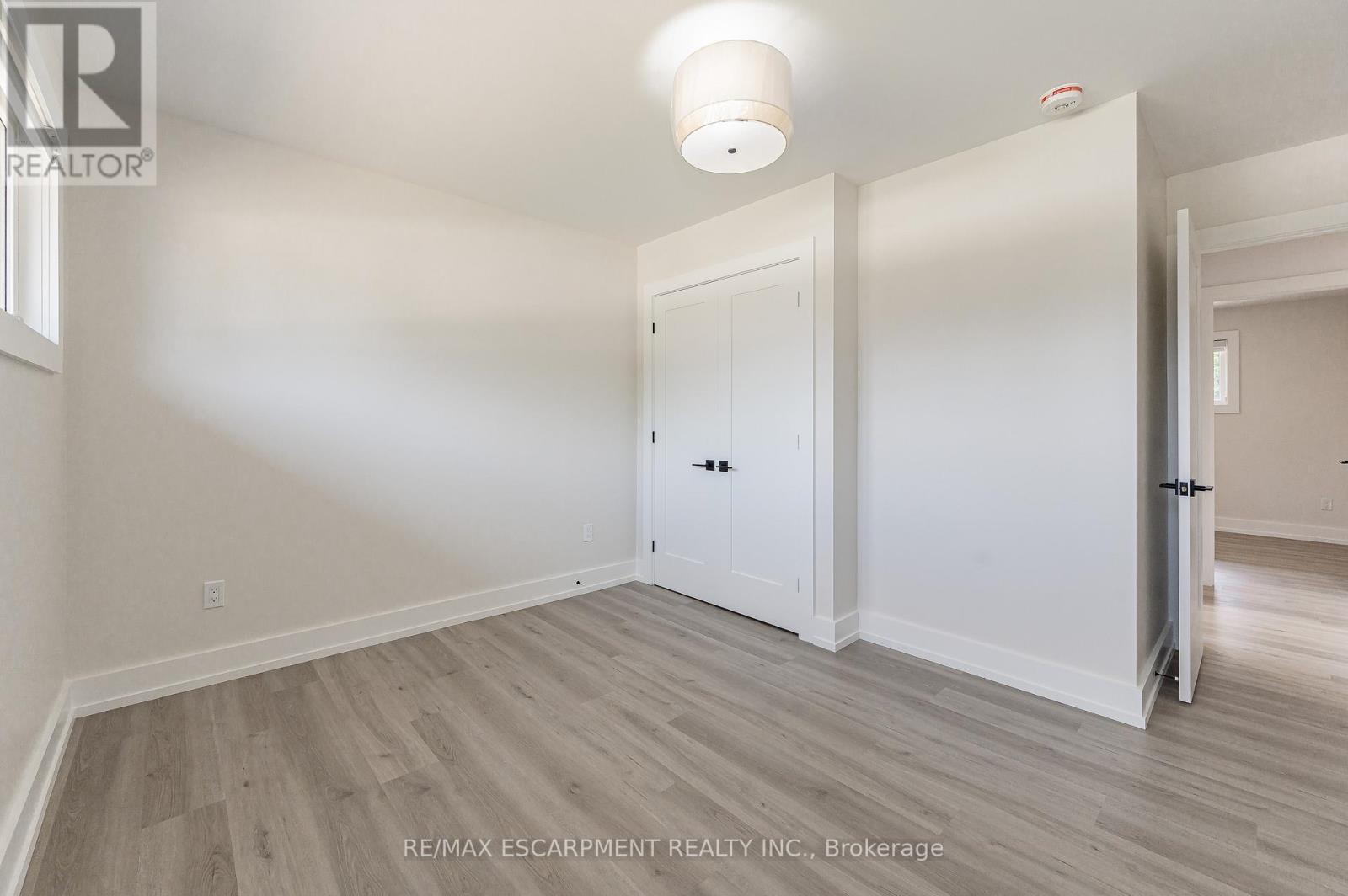 Upper - 664 Hiawatha Boulevard, Hamilton, ON - Indoor Photo Showing Other Room