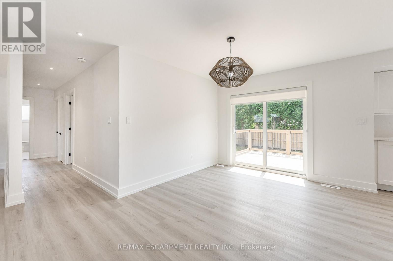 Upper - 664 Hiawatha Boulevard, Hamilton, ON - Indoor