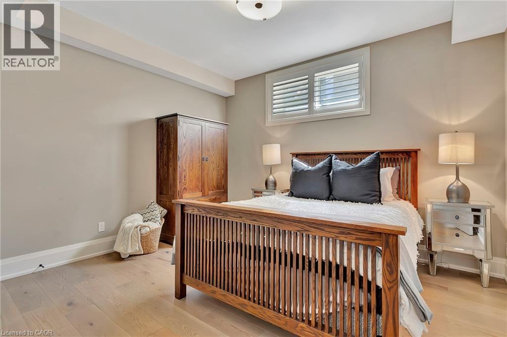 912 Fall Harvest Court, Kitchener, ON - Indoor Photo Showing Bedroom