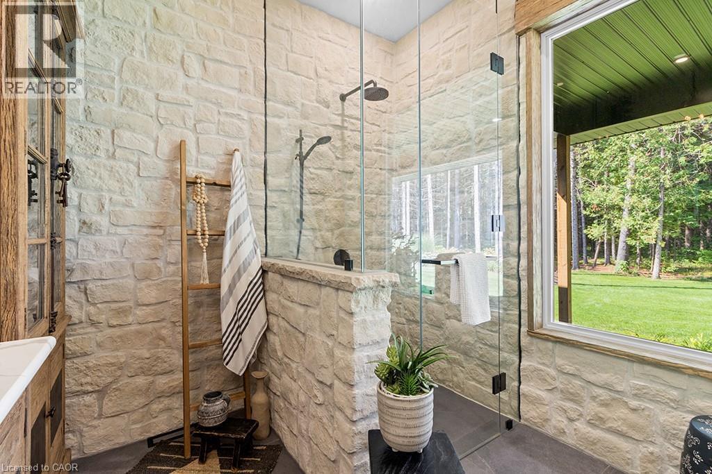 107 Louise Creek Crescent, Elmwood, ON - Indoor Photo Showing Bathroom