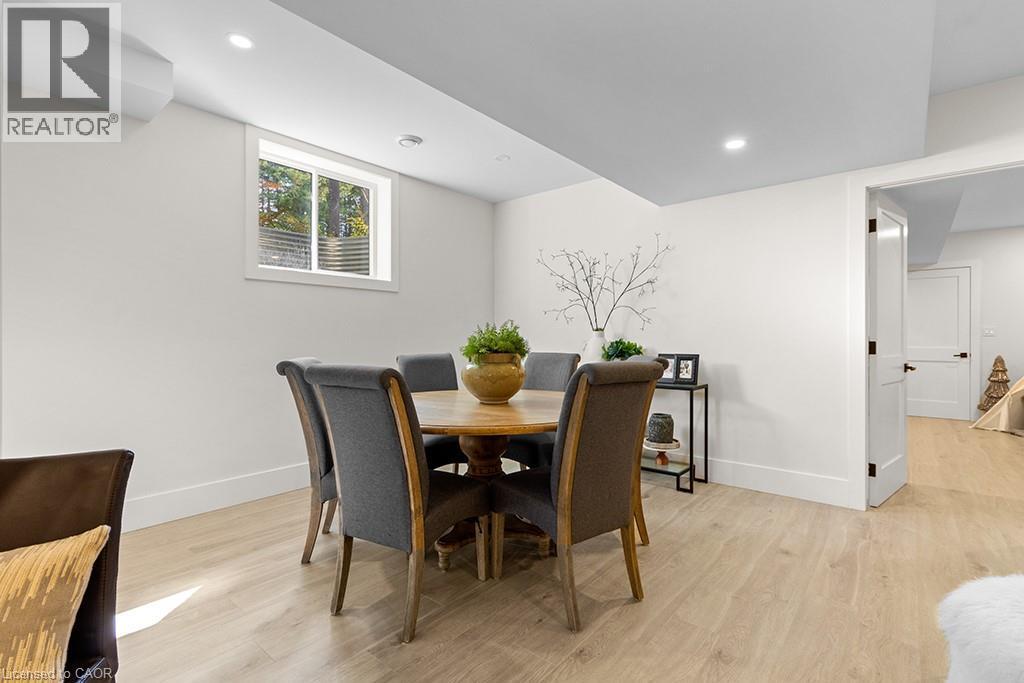 107 Louise Creek Crescent, Elmwood, ON - Indoor Photo Showing Dining Room