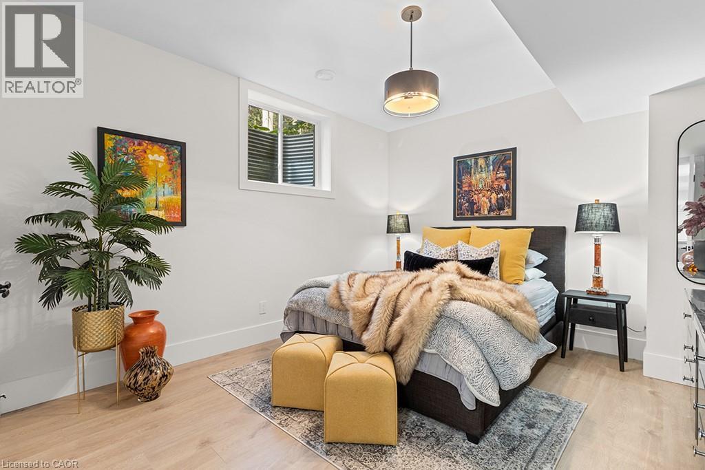 107 Louise Creek Crescent, Elmwood, ON - Indoor Photo Showing Bedroom