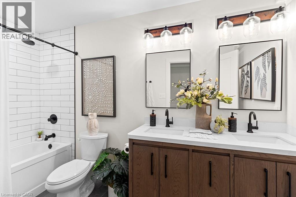 107 Louise Creek Crescent, Elmwood, ON - Indoor Photo Showing Bathroom