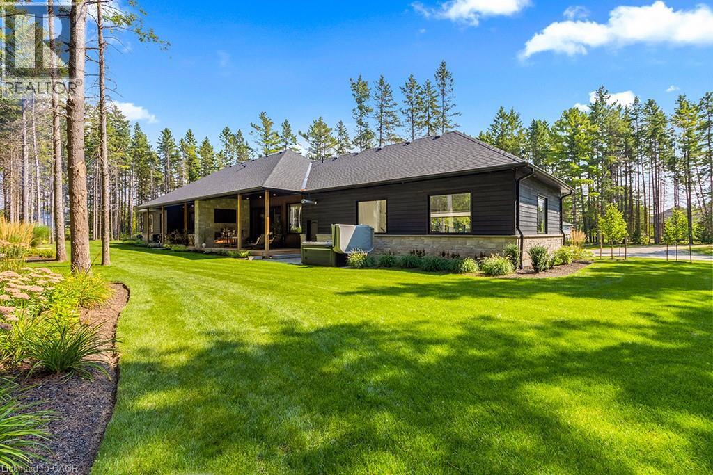 107 Louise Creek Crescent, Elmwood, ON - Outdoor