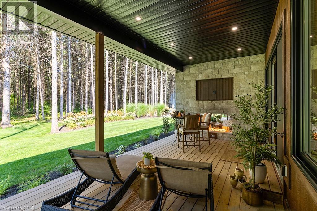 107 Louise Creek Crescent, Elmwood, ON - Outdoor With Deck Patio Veranda With Exterior