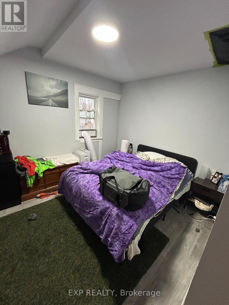7 - 122 Hellems Avenue, Welland, ON - Indoor Photo Showing Bedroom