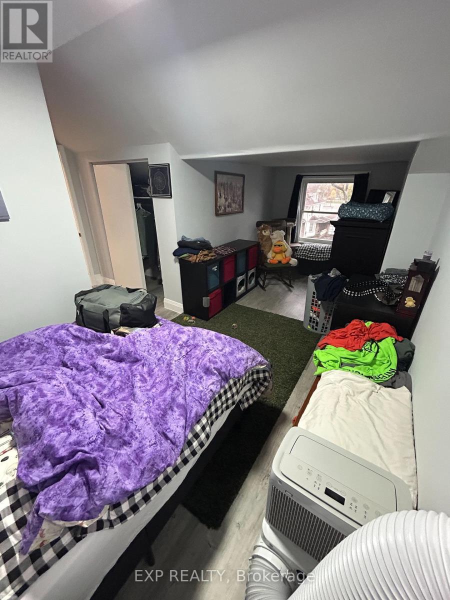 7 - 122 Hellems Avenue, Welland, ON - Indoor Photo Showing Bedroom