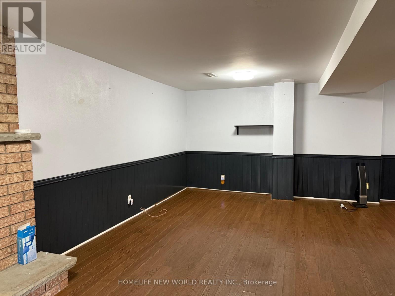 Walk Out Basement Apt - 252 Osmond Crescent, Newmarket, ON - Indoor Photo Showing Other Room