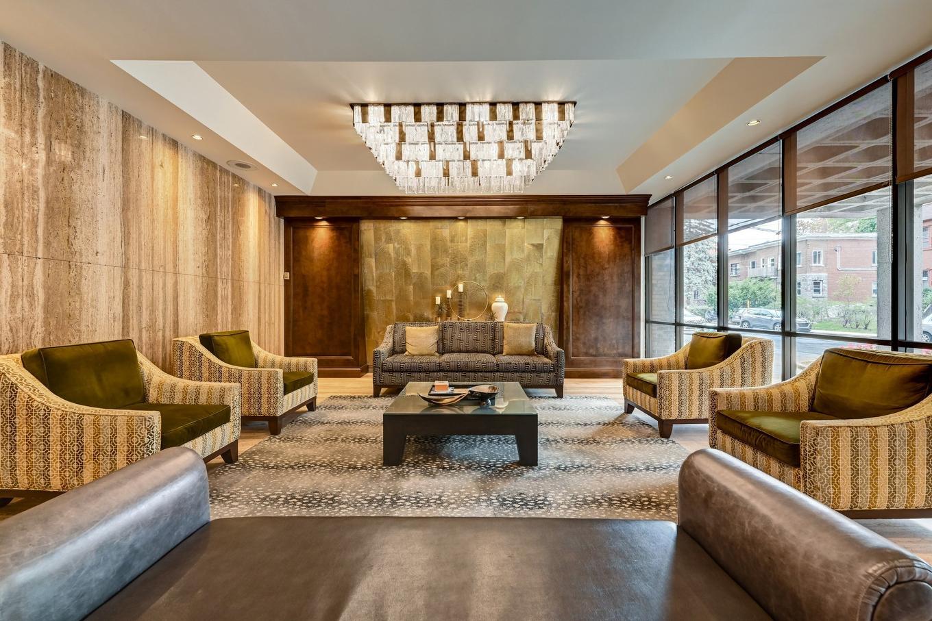 Reception area - 1102-5350 Av. Macdonald, Côte-Saint-Luc, QC - Indoor Photo Showing Other Room