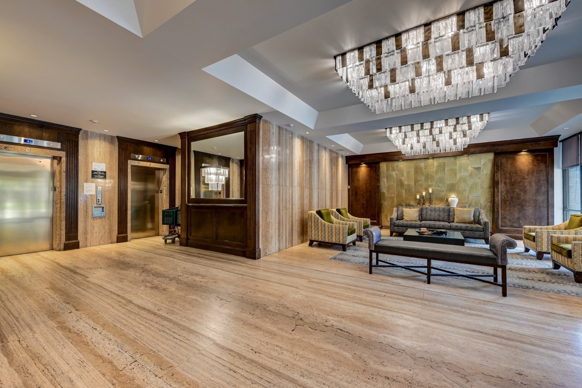 Common room - 1102-5350 Av. Macdonald, Côte-Saint-Luc, QC - Indoor Photo Showing Other Room