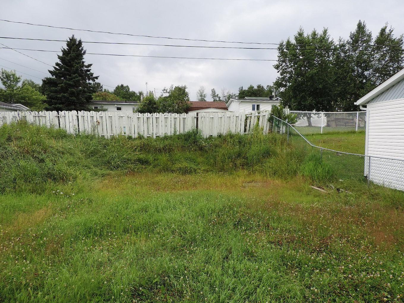 Backyard - 58 Rue Des Peupliers, Lebel-Sur-Quévillon, QC - Outdoor