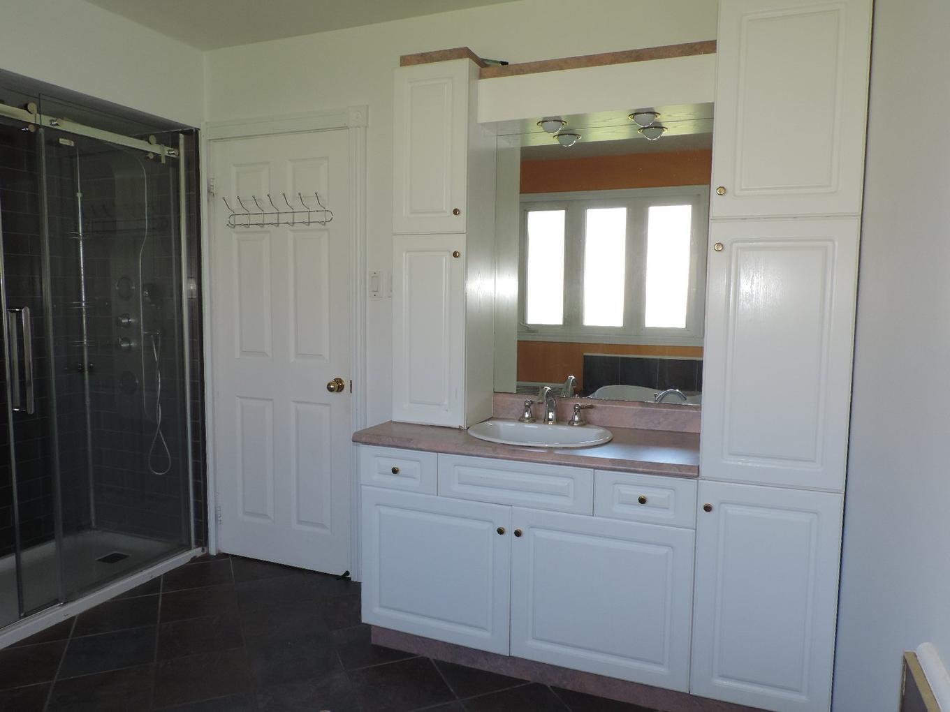 Bathroom - 58 Rue Des Peupliers, Lebel-Sur-Quévillon, QC - Indoor Photo Showing Bathroom