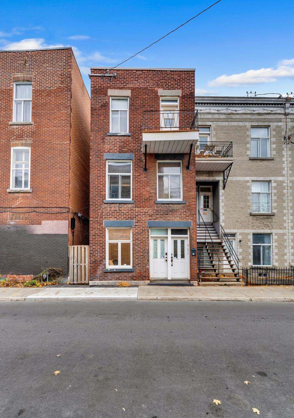 Exterior entrance - 415 Rue Boucher, Montréal (Le Plateau-Mont-Royal), QC - Outdoor With Facade