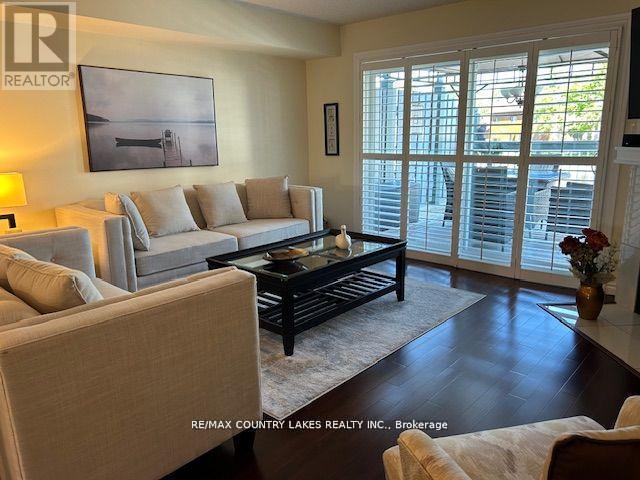 6 - 30 Laguna Parkway, Ramara, ON - Indoor Photo Showing Living Room