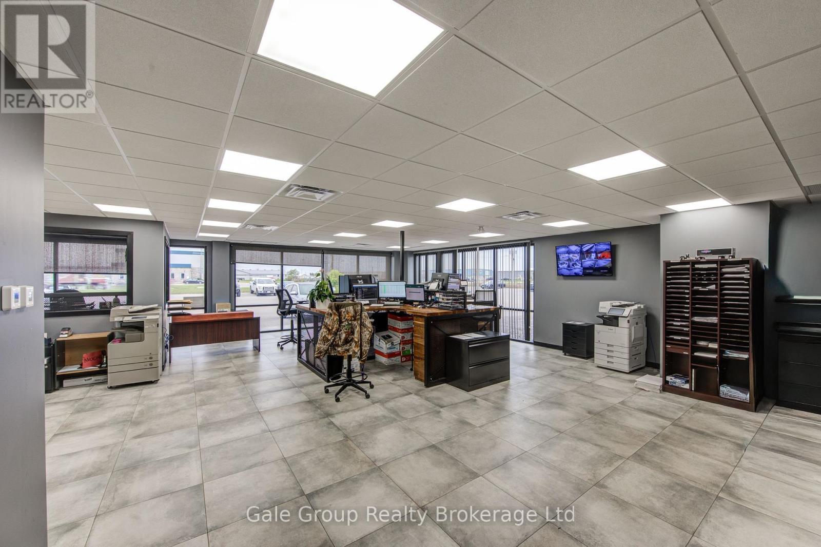 55 Progress Drive E, Aylmer, ON