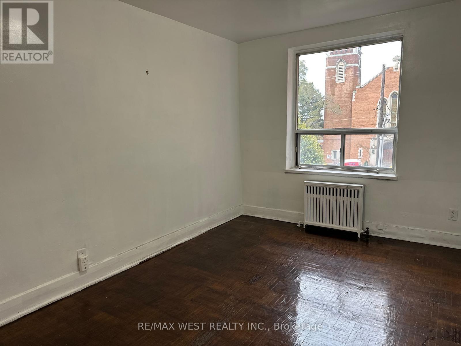 205 - 2550 Bathurst Street, Toronto, ON - Indoor Photo Showing Other Room