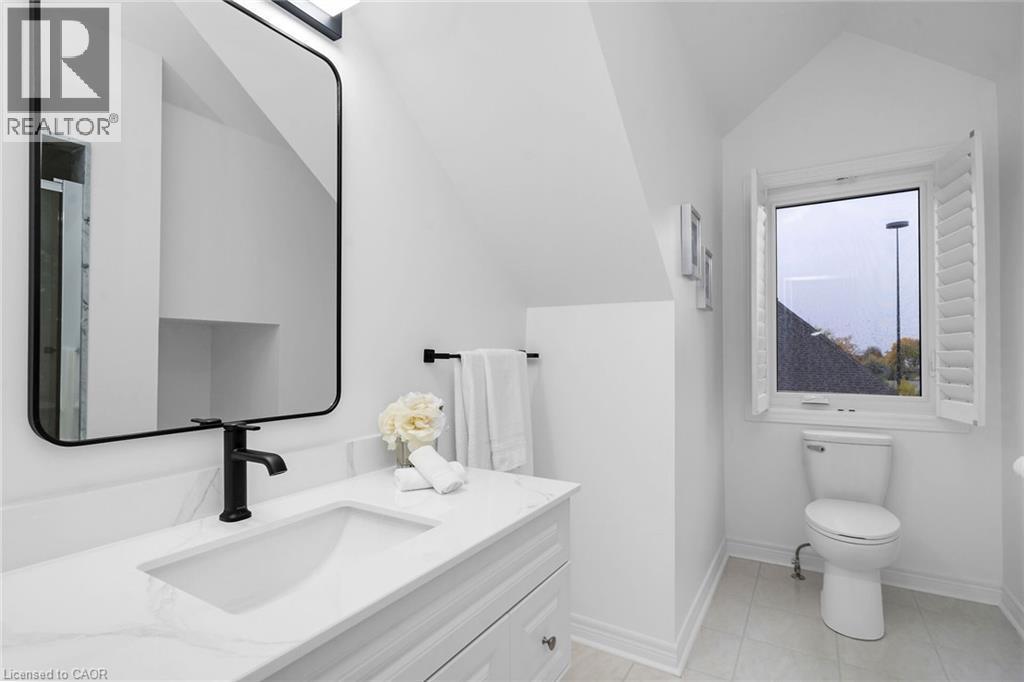 38A Mendota Road Unit# 3, Toronto, ON - Indoor Photo Showing Bathroom