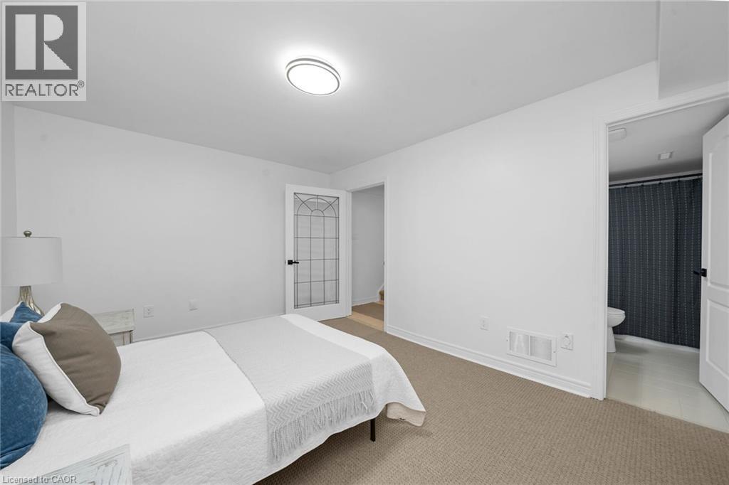 38A Mendota Road Unit# 3, Toronto, ON - Indoor Photo Showing Bedroom