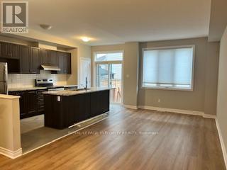 168 Bandelier Way E, Ottawa, ON - Indoor Photo Showing Kitchen With Upgraded Kitchen
