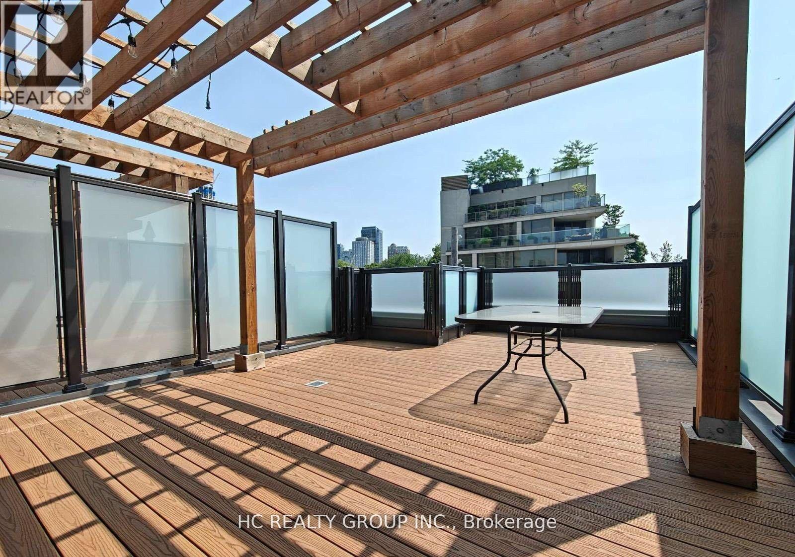 Unit 11 - 270 Davenport Road, Toronto, ON - Outdoor With Exterior