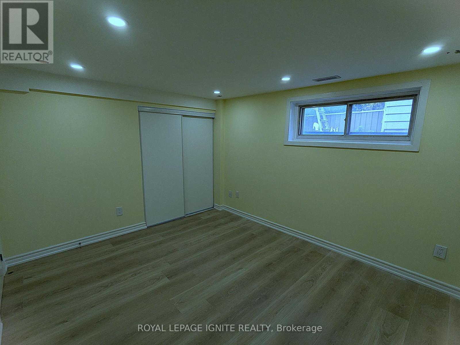 Bsmnt - 15 Beacham Crescent, Toronto, ON - Indoor