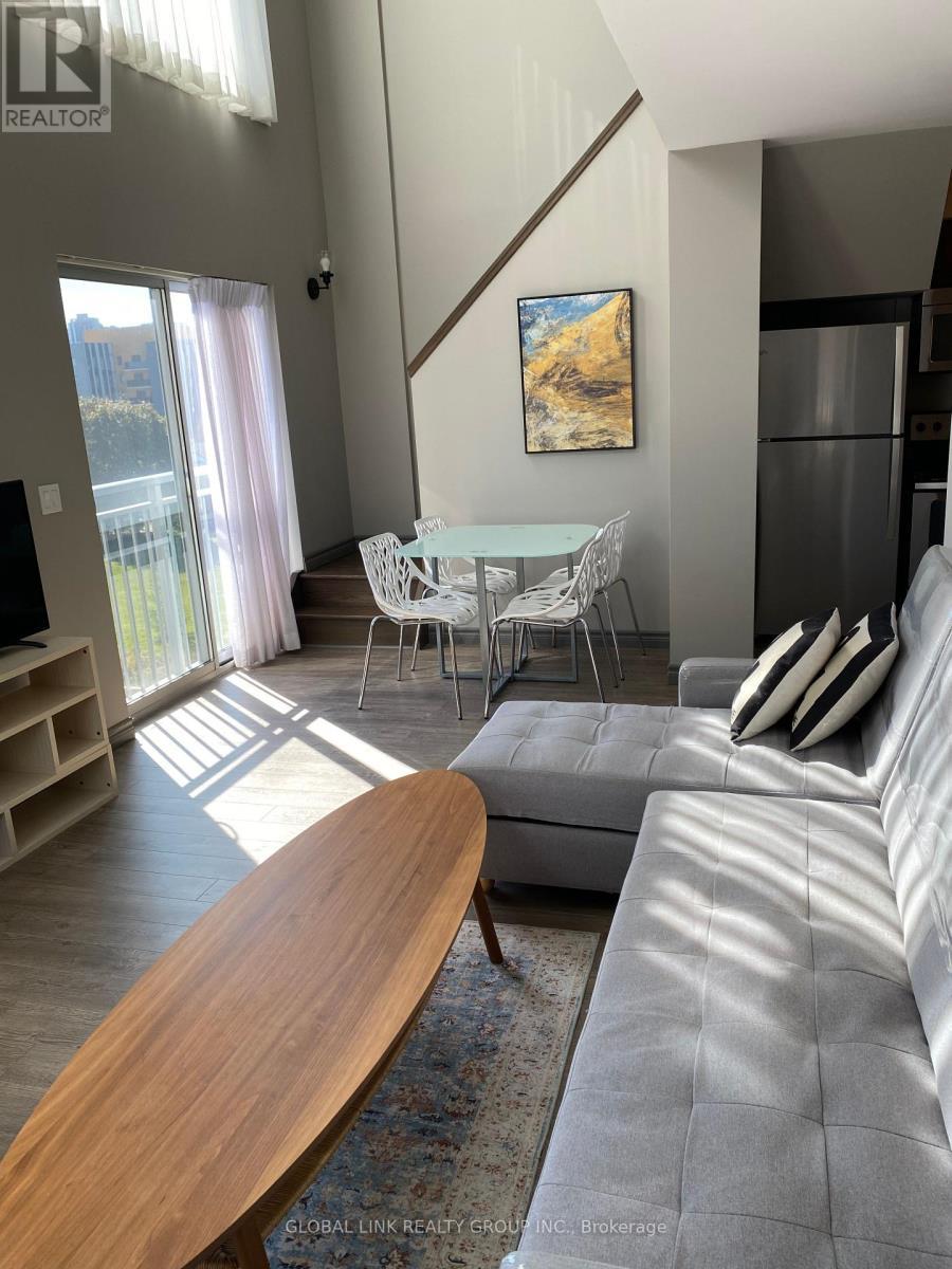 702 - 321 Spruce Street, Waterloo, ON - Indoor Photo Showing Other Room