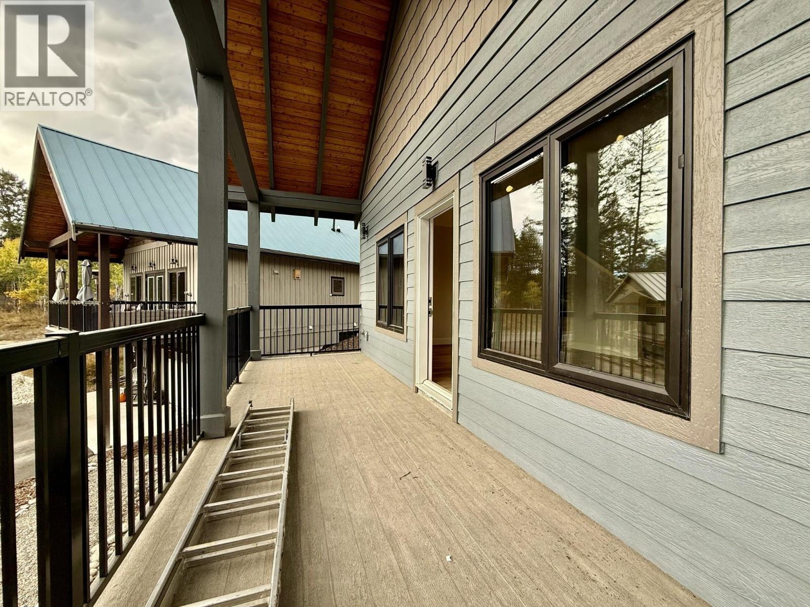 1938 Foxwood Trail Unit# 2, Windermere, BC - Outdoor With Deck Patio Veranda With Exterior
