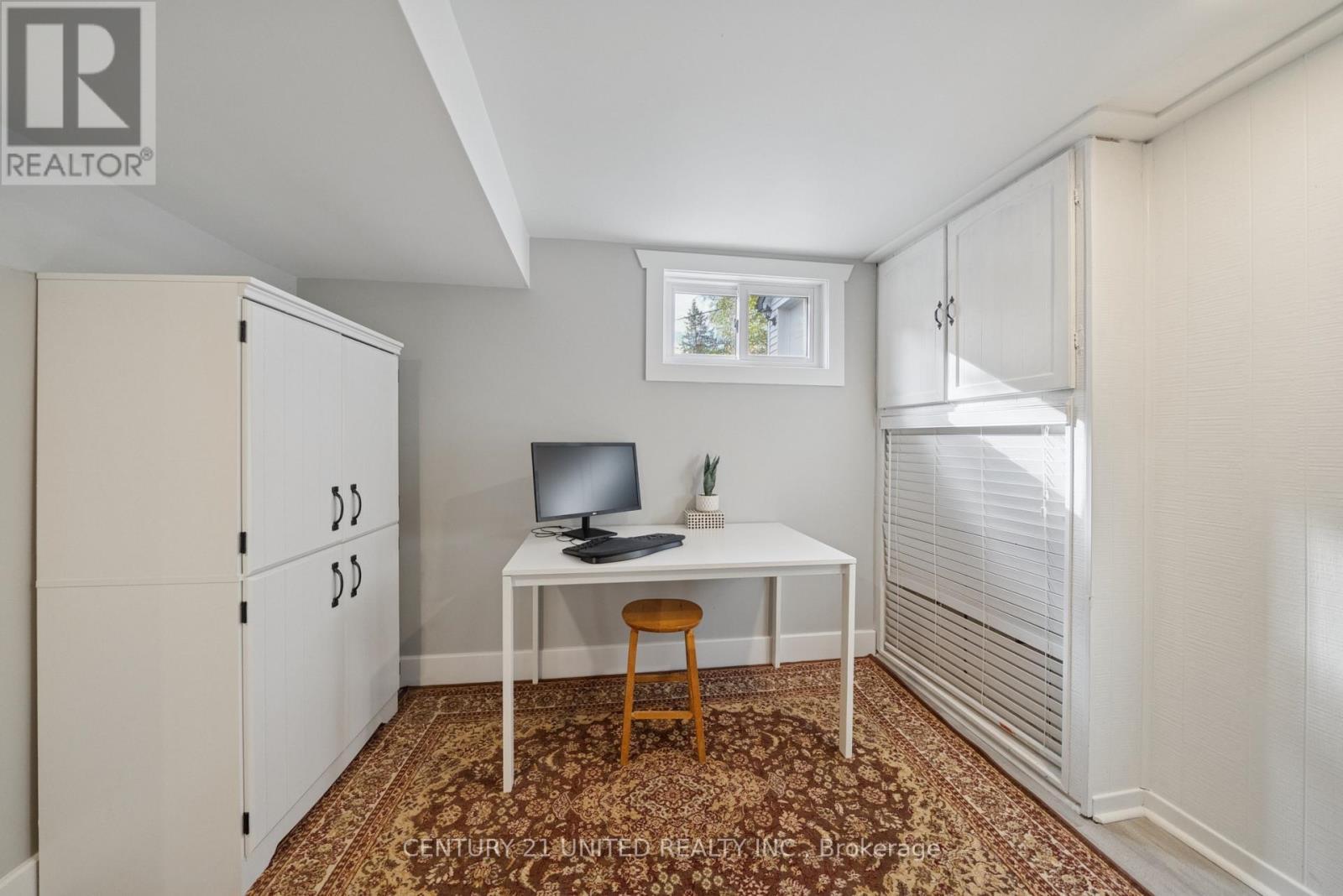 821 Schneider Place, Peterborough (Northcrest Ward 5), ON - Indoor