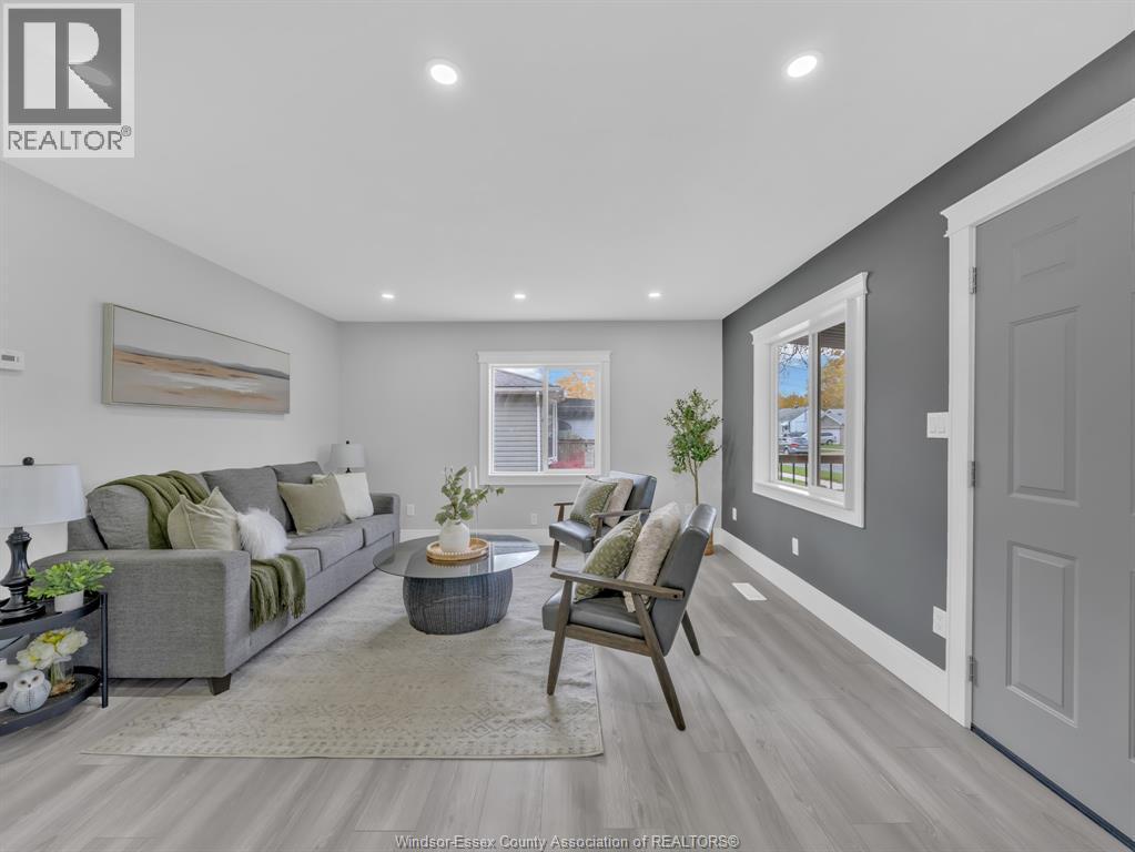 1760 Jefferson Boulevard, Windsor, ON - Indoor