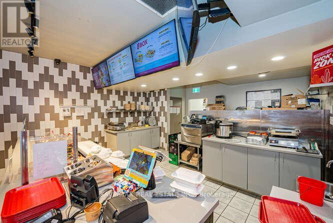 4918 Yonge Street, Toronto, ON