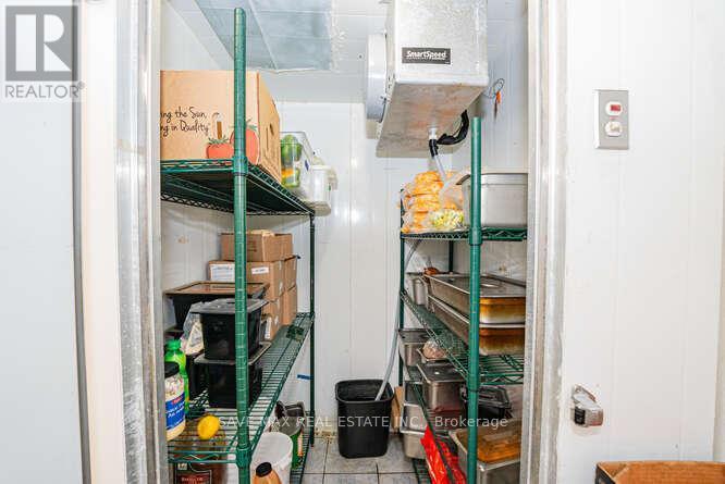 4918 Yonge Street, Toronto, ON