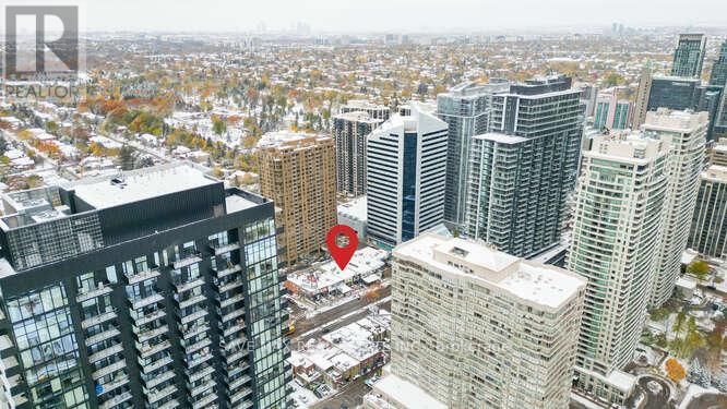 4918 Yonge Street, Toronto, ON