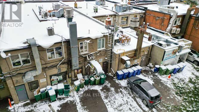 4918 Yonge Street, Toronto, ON