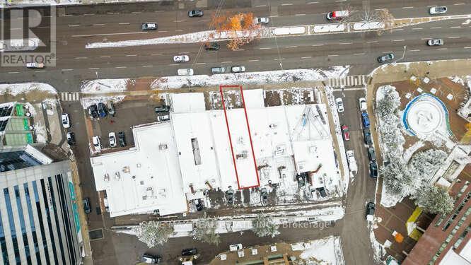 4918 Yonge Street, Toronto, ON