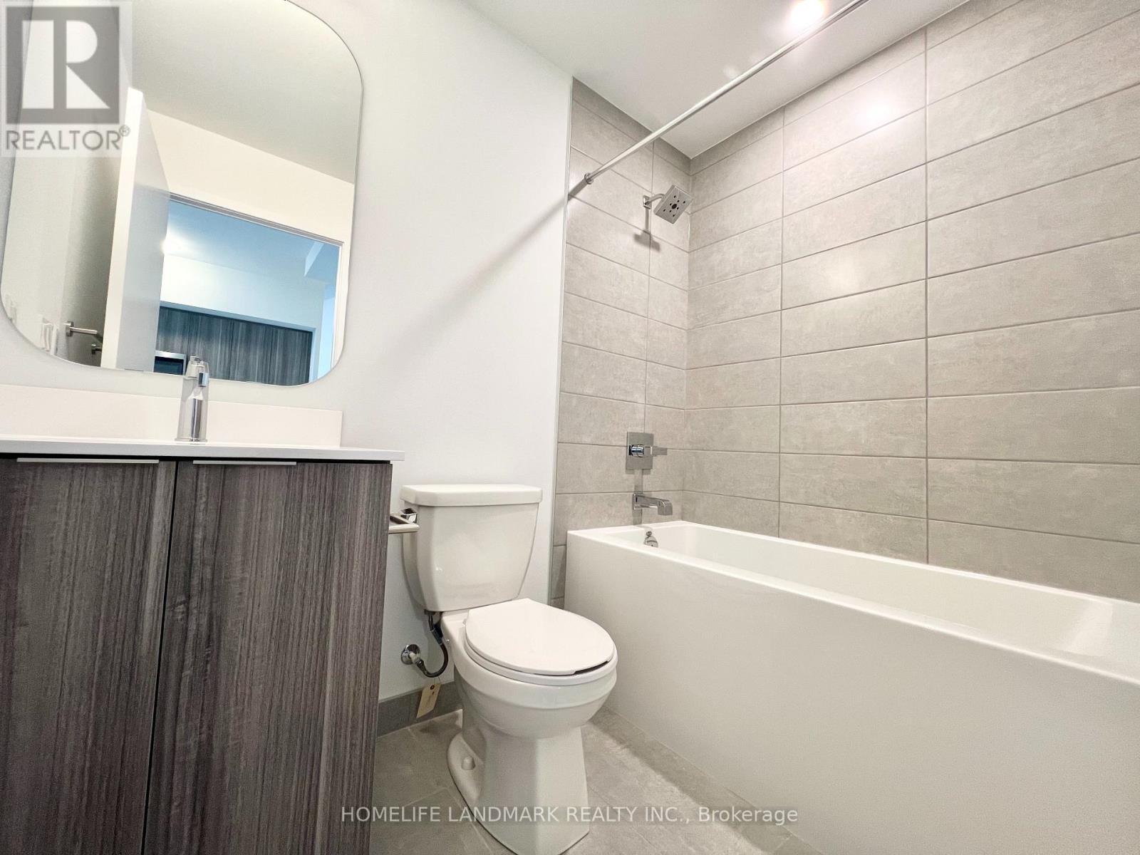 2012 - 15 Richardson Street, Toronto, ON - Indoor Photo Showing Bathroom