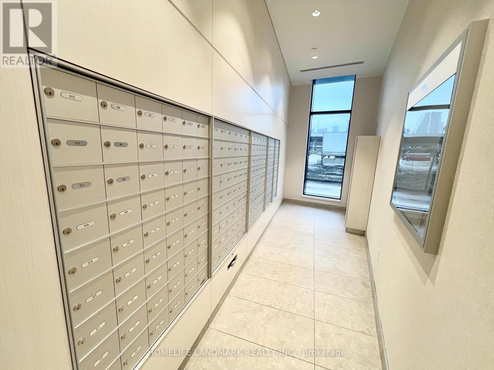 2012 - 15 Richardson Street, Toronto, ON - Indoor Photo Showing Other Room