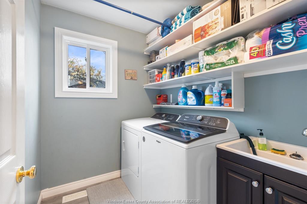 509 Dresden, Tecumseh, ON