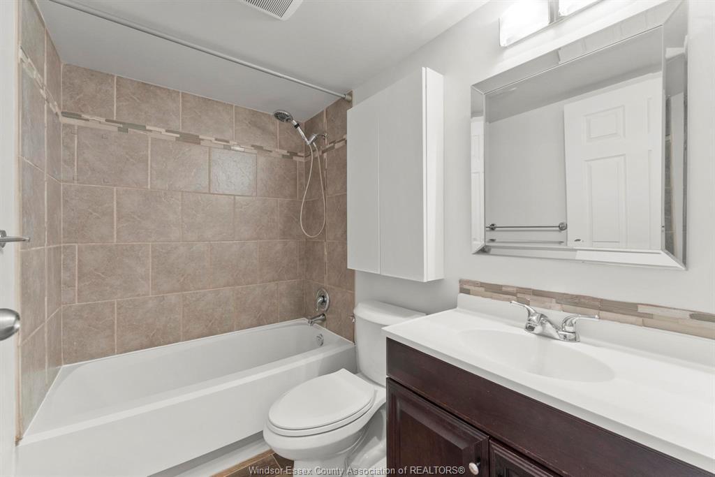 2205-150 Park Street, Windsor, ON