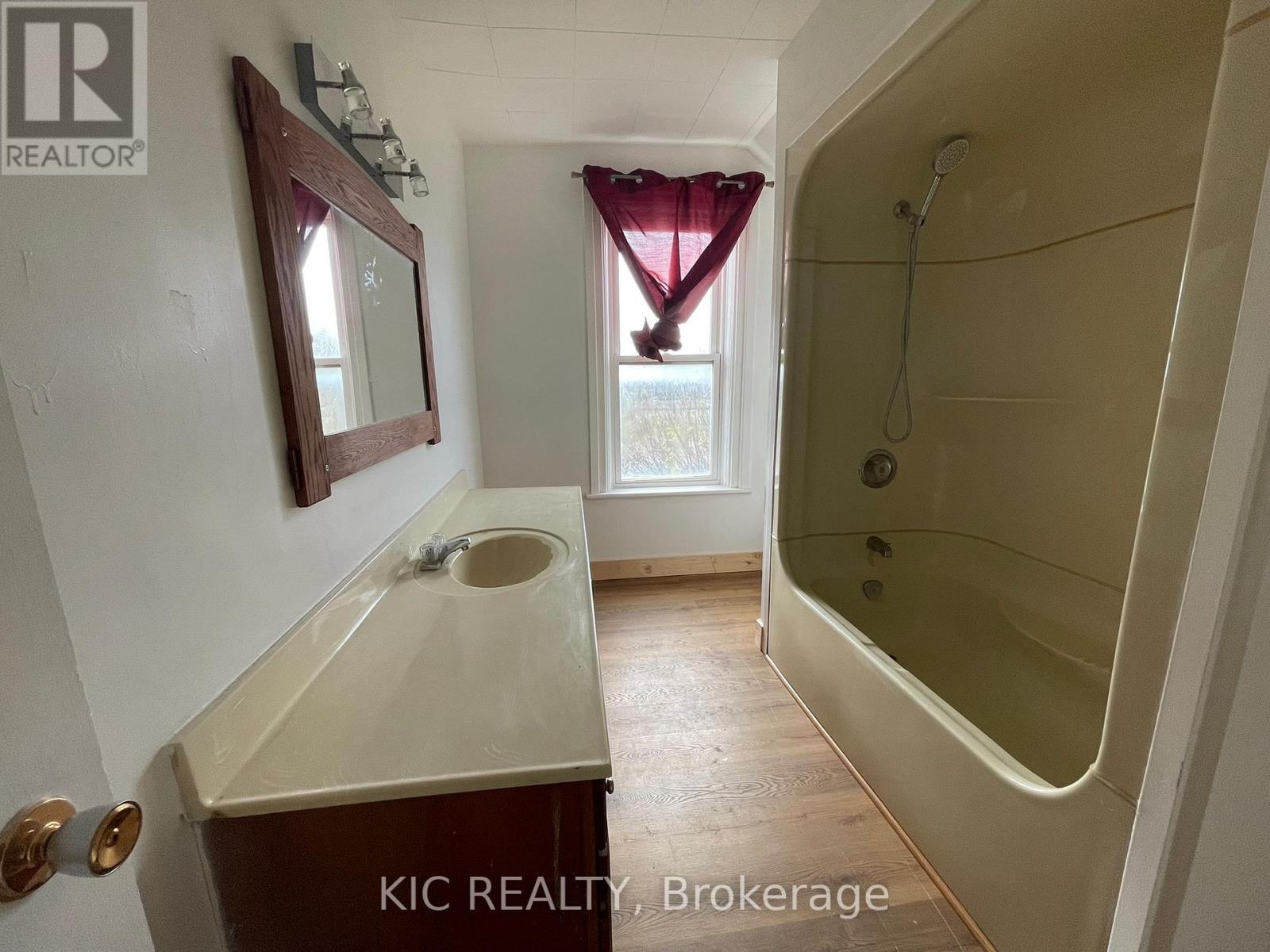 35 Ottawa Street E, Havelock-Belmont-Methuen (Havelock), ON - Indoor