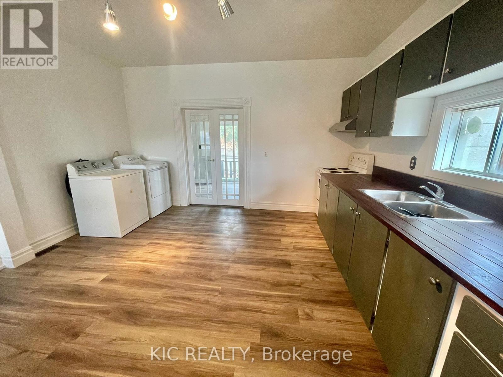 kitchen from front door - 35 Ottawa Street E, Havelock-Belmont-Methuen (Havelock), ON - Indoor Photo Showing Kitchen With Double Sink