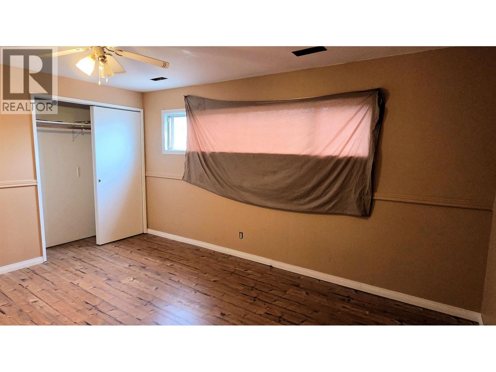 2895 Pearson Road, Houston, BC - Indoor Photo Showing Other Room