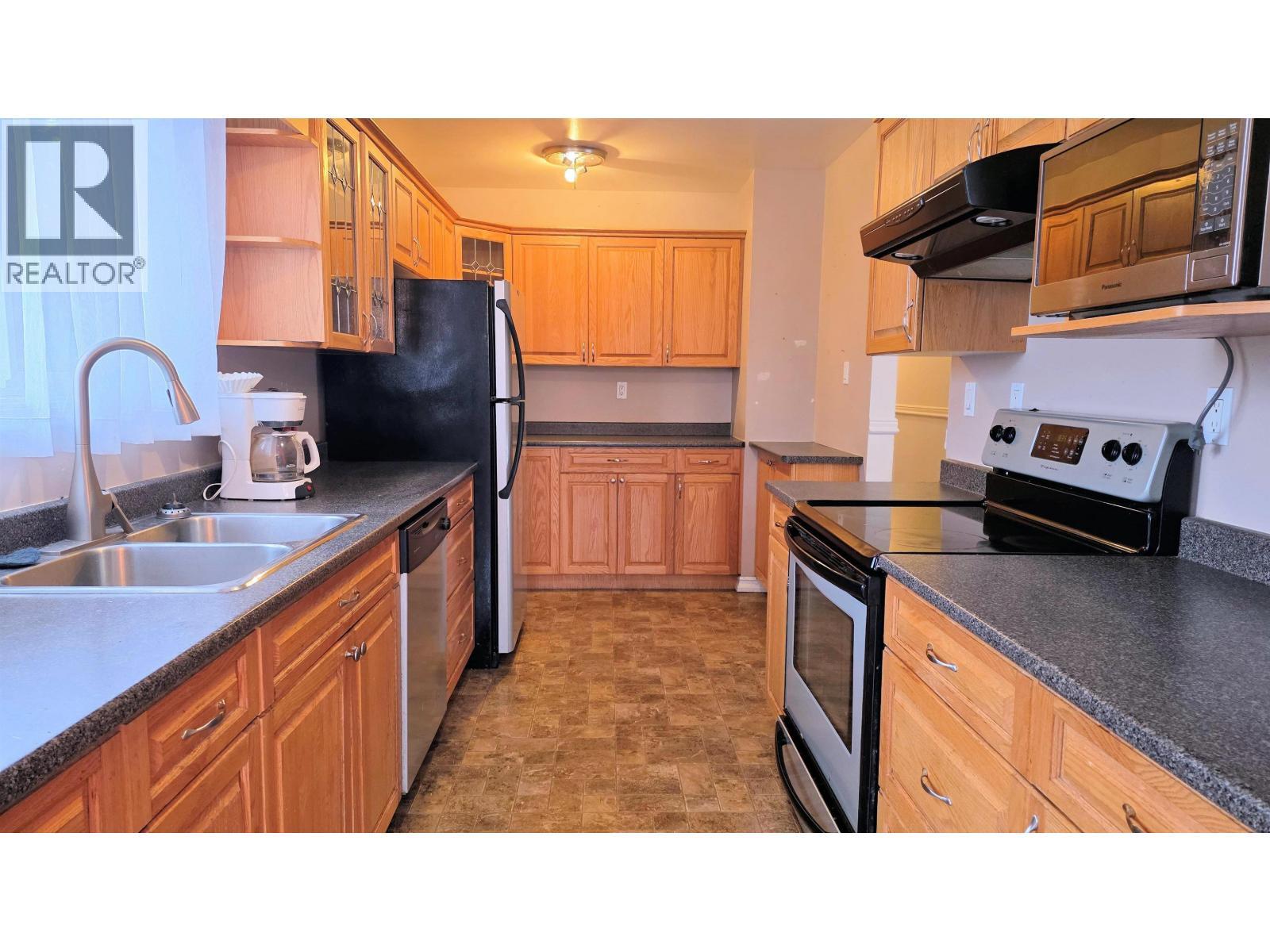 2895 Pearson Road, Houston, BC - Indoor Photo Showing Kitchen With Double Sink